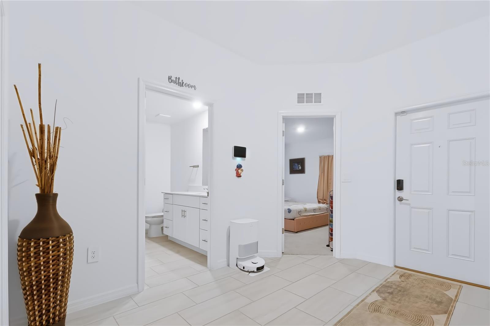 13421 New Jade Ave Property Photo 6