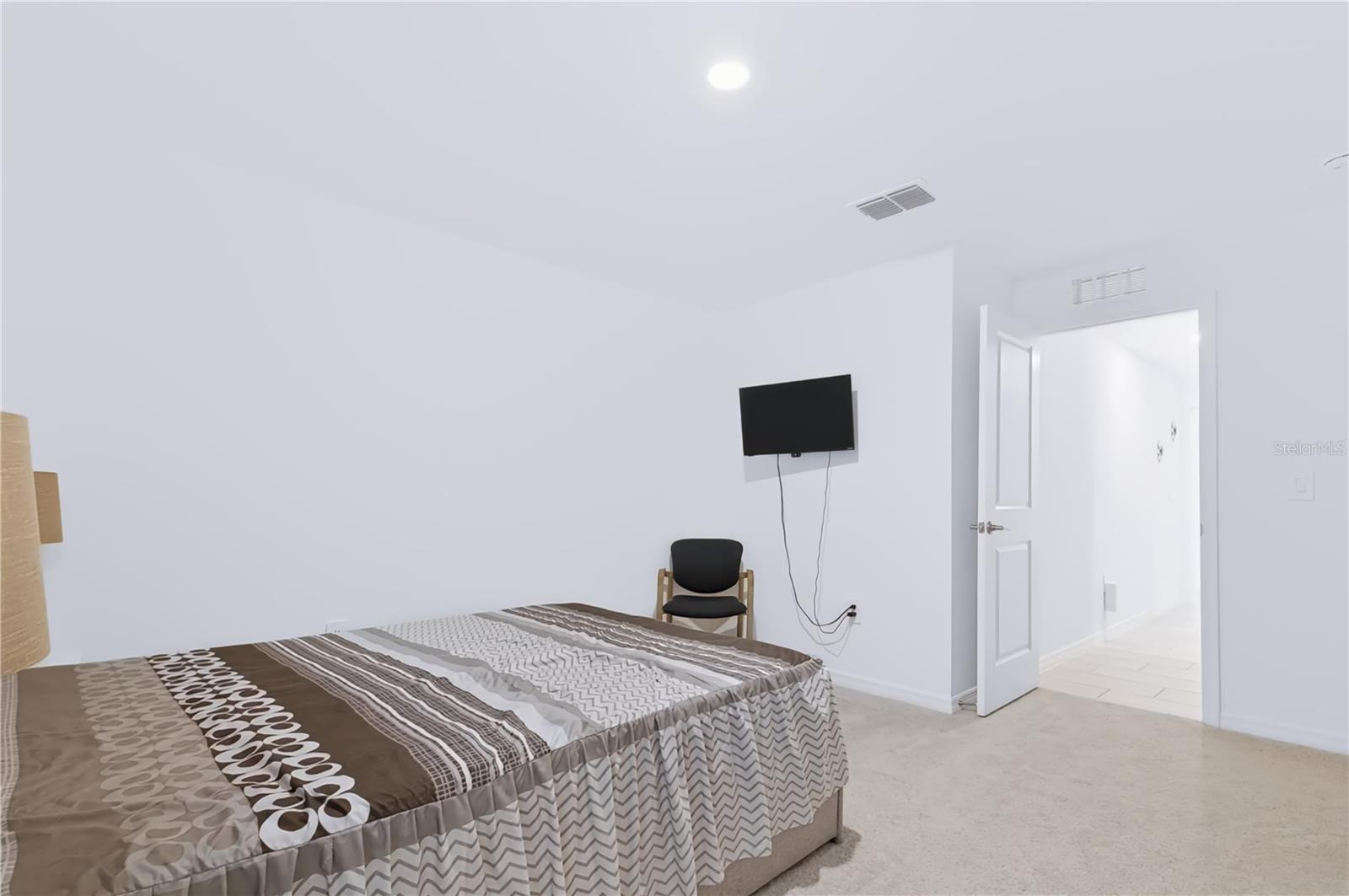 13421 New Jade Ave Property Photo 25