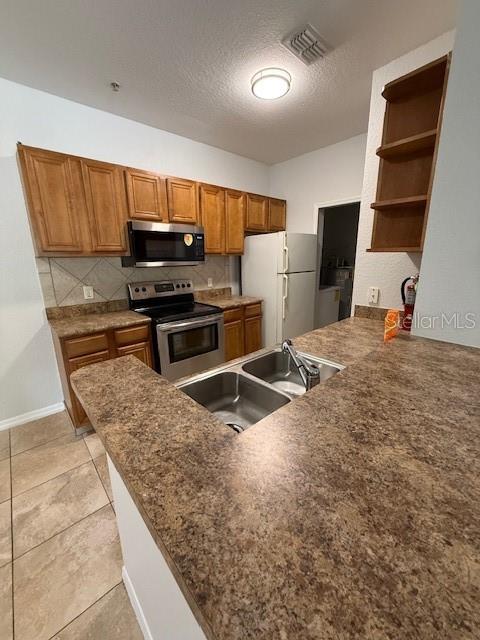 6151 Metrowest Blvd #103 Property Photo 7
