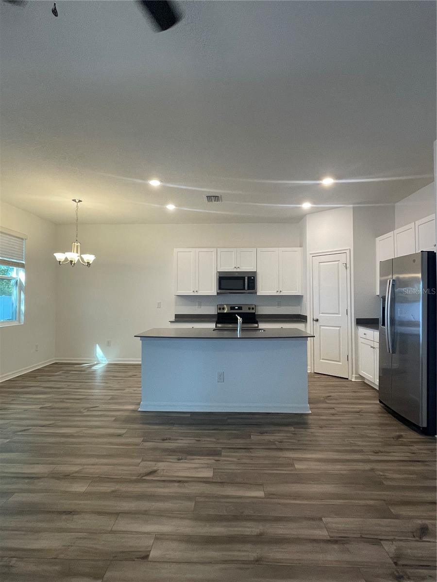34772 Mulrion Dr Property Photo 5