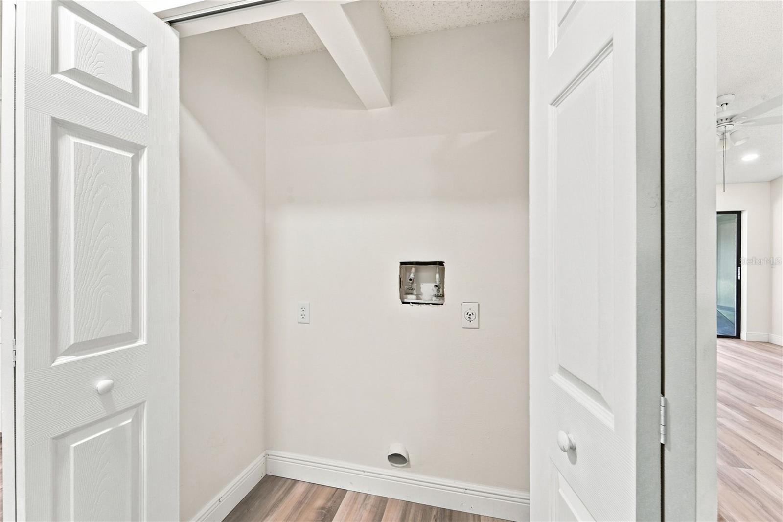 2781 King Oak Cir Property Photo 15