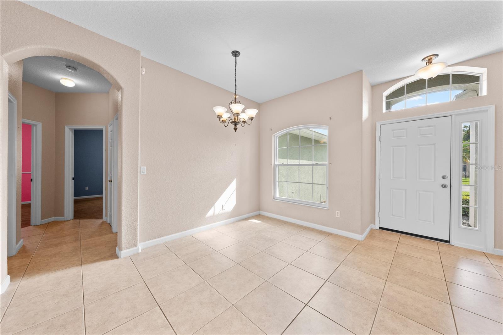 2975 White Cedar Cir Property Photo 6