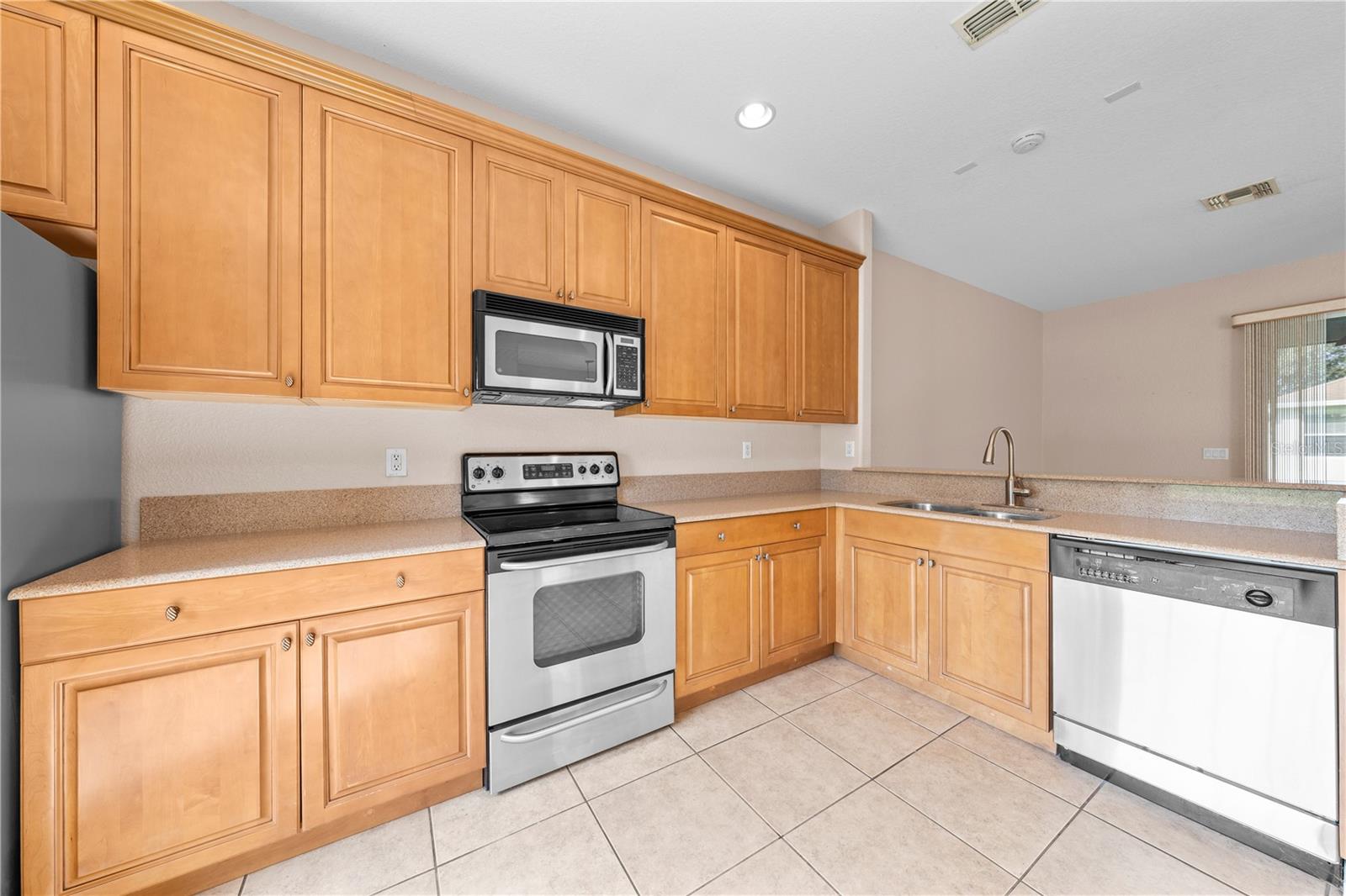 2975 White Cedar Cir Property Photo 15