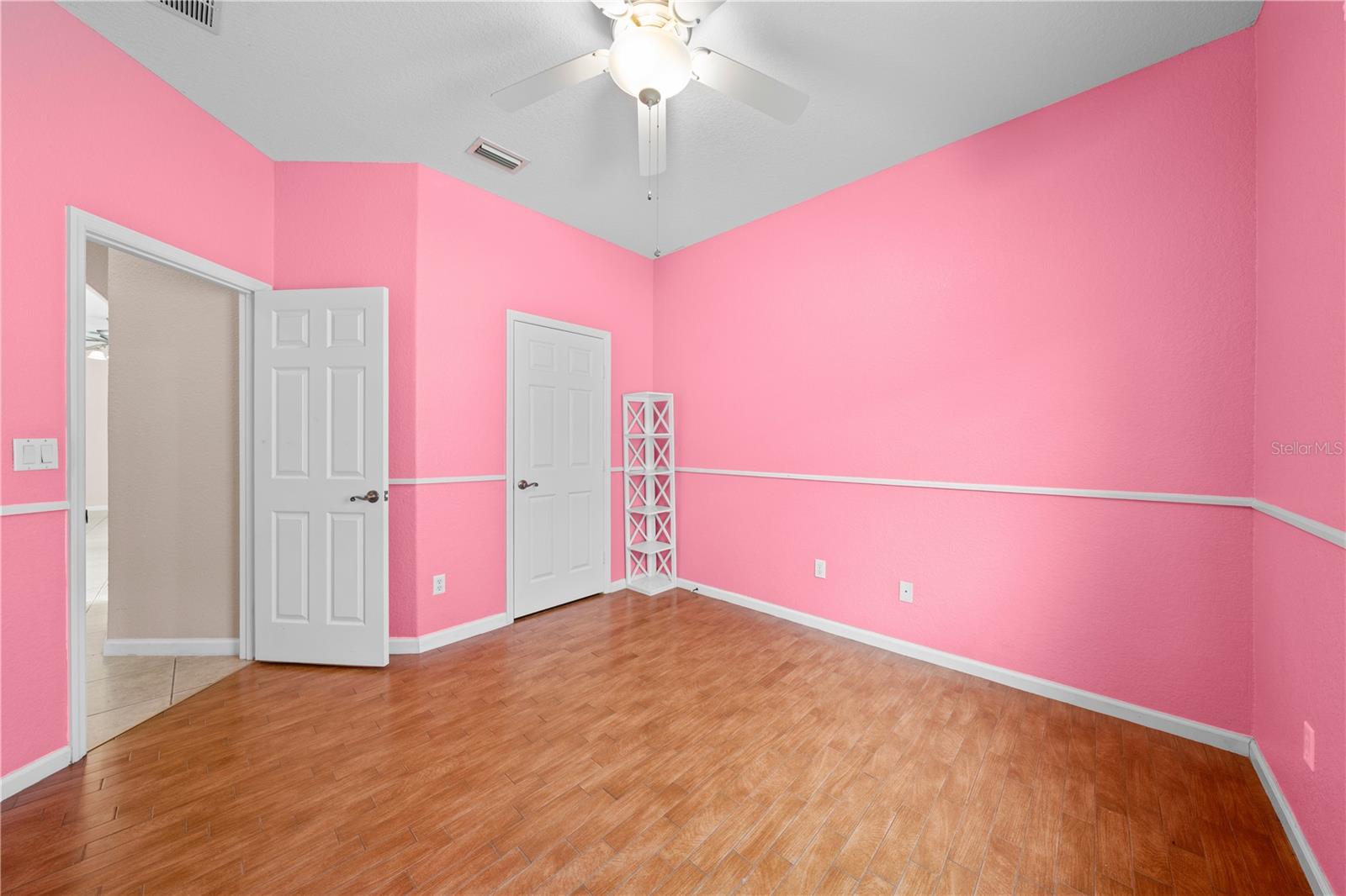 2975 White Cedar Cir Property Photo 29