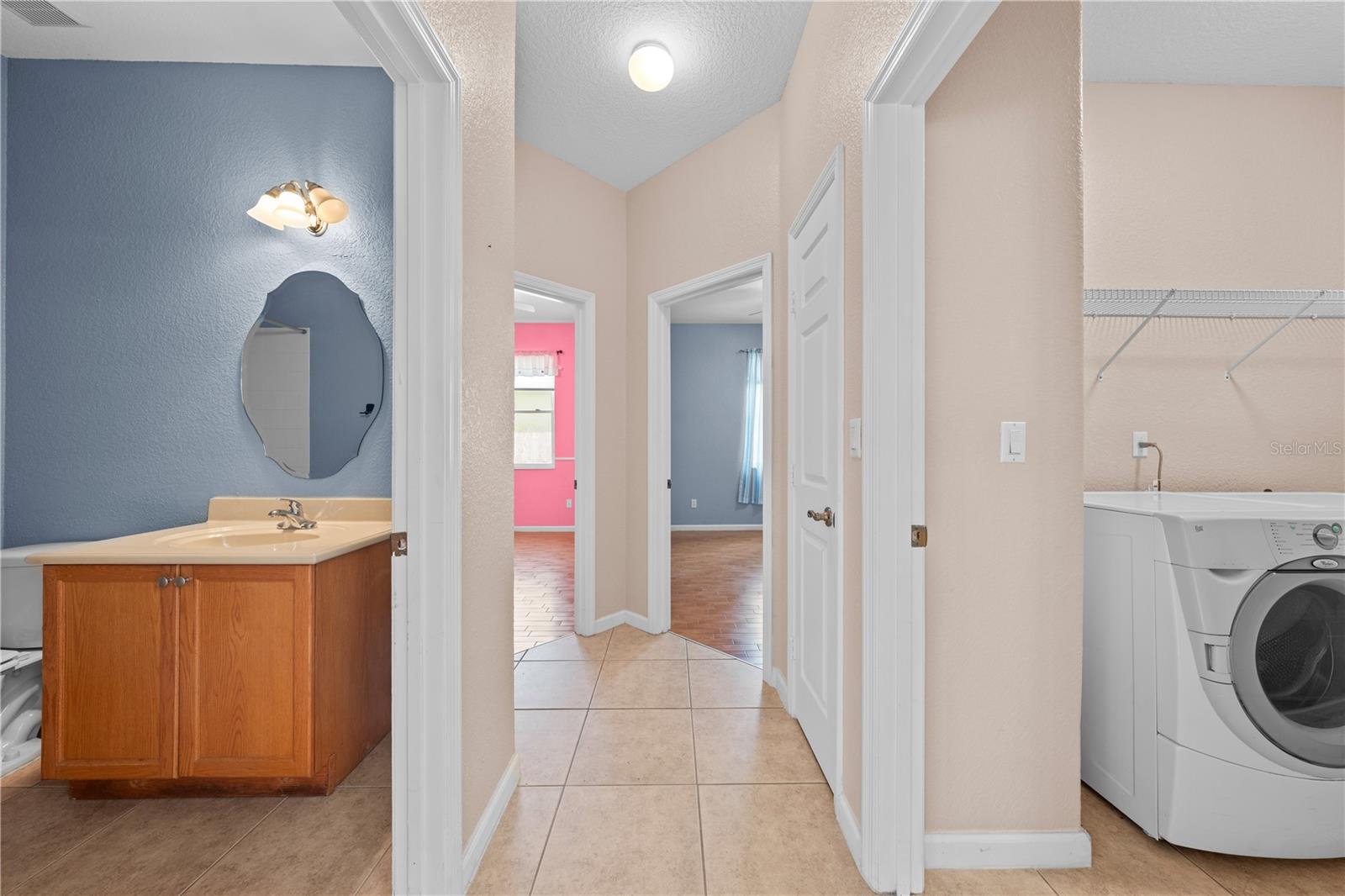 2975 White Cedar Cir Property Photo 31
