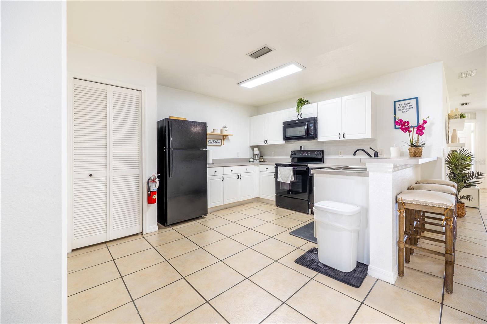 2860 Club Cortile Cir #a Property Photo 24