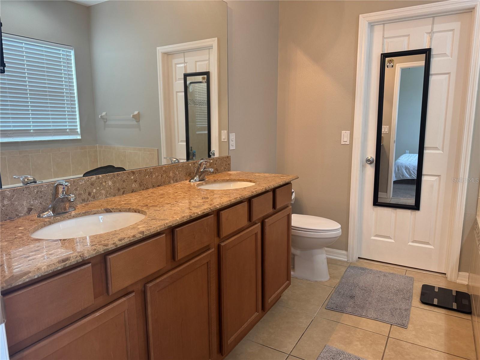 3504 Blithe Ct Property Photo 38