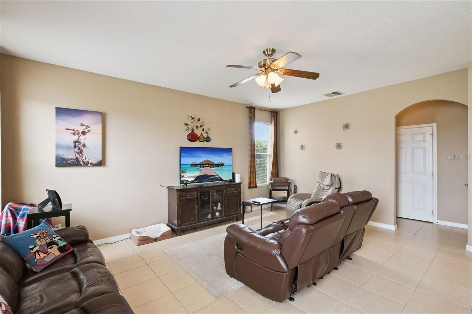 3636 Bristol Cove Ln Property Photo 6