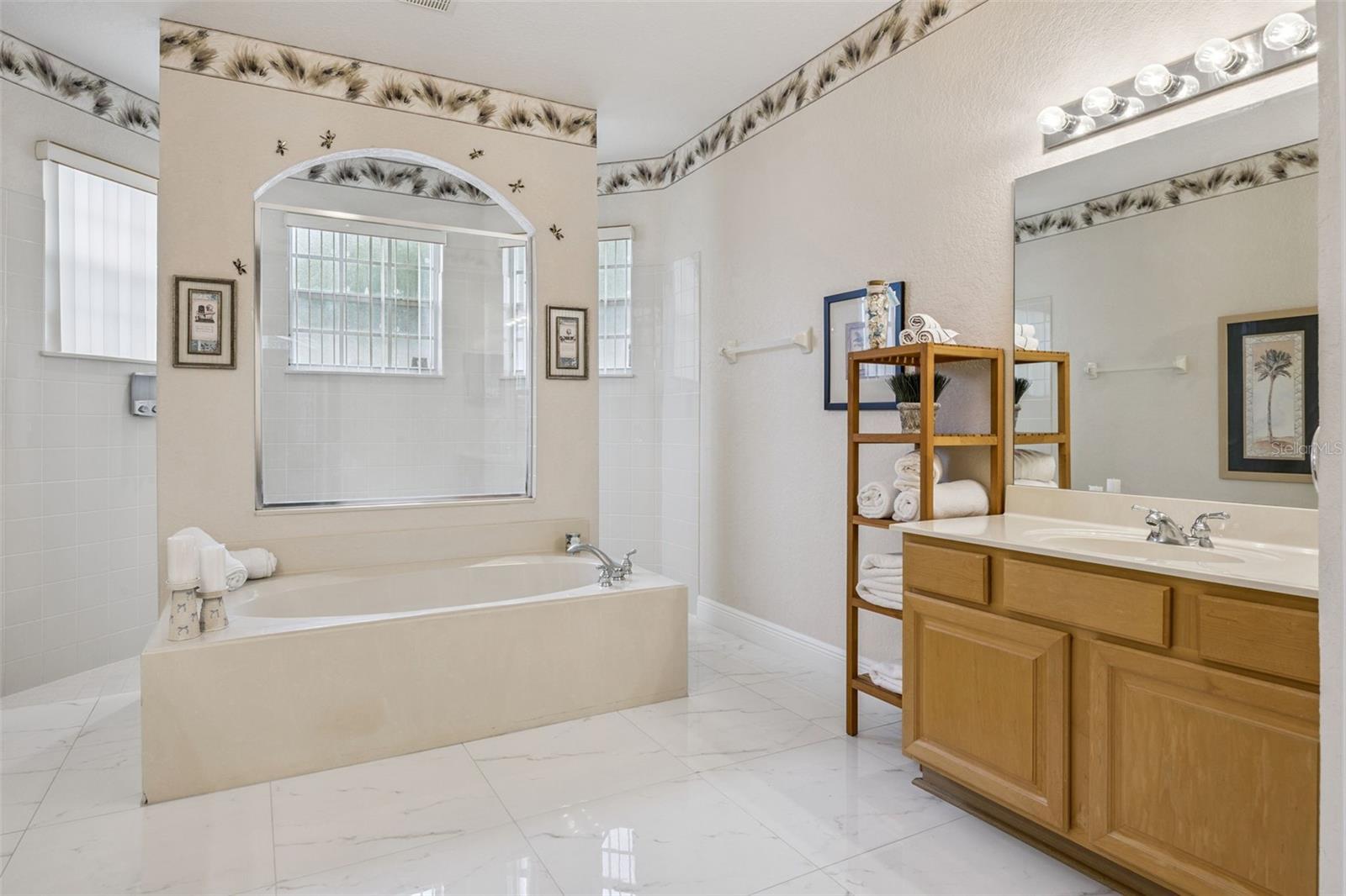 141 Birkdale St Property Photo 28