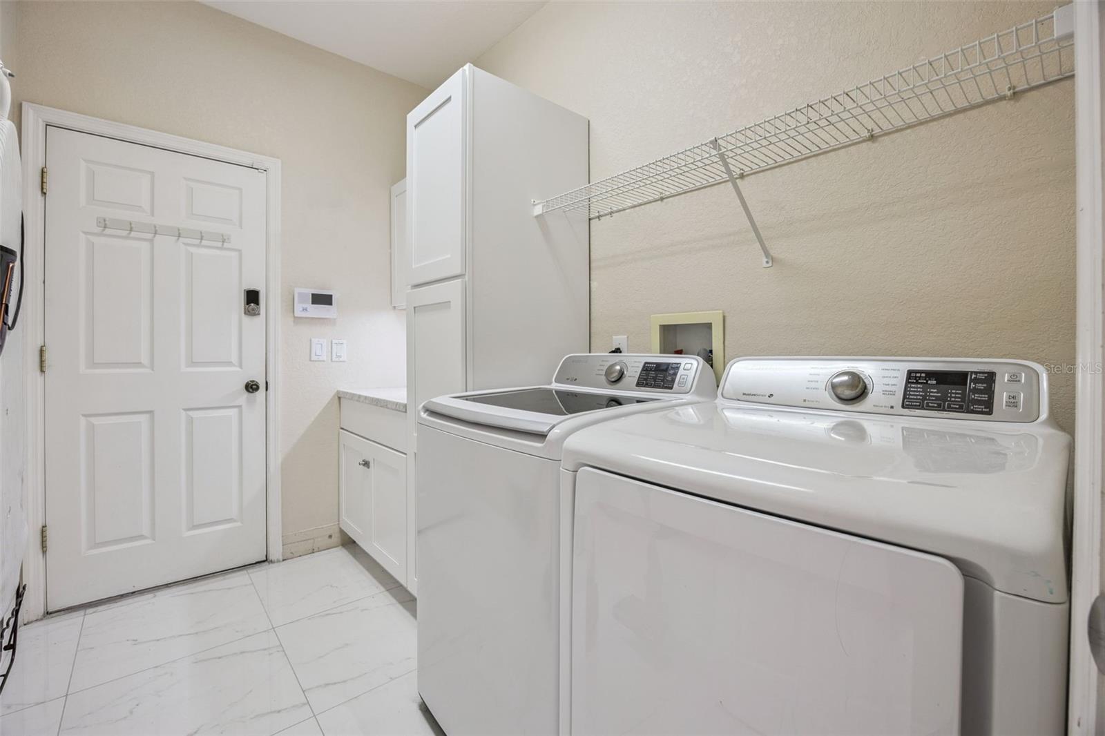 141 Birkdale St Property Photo 38