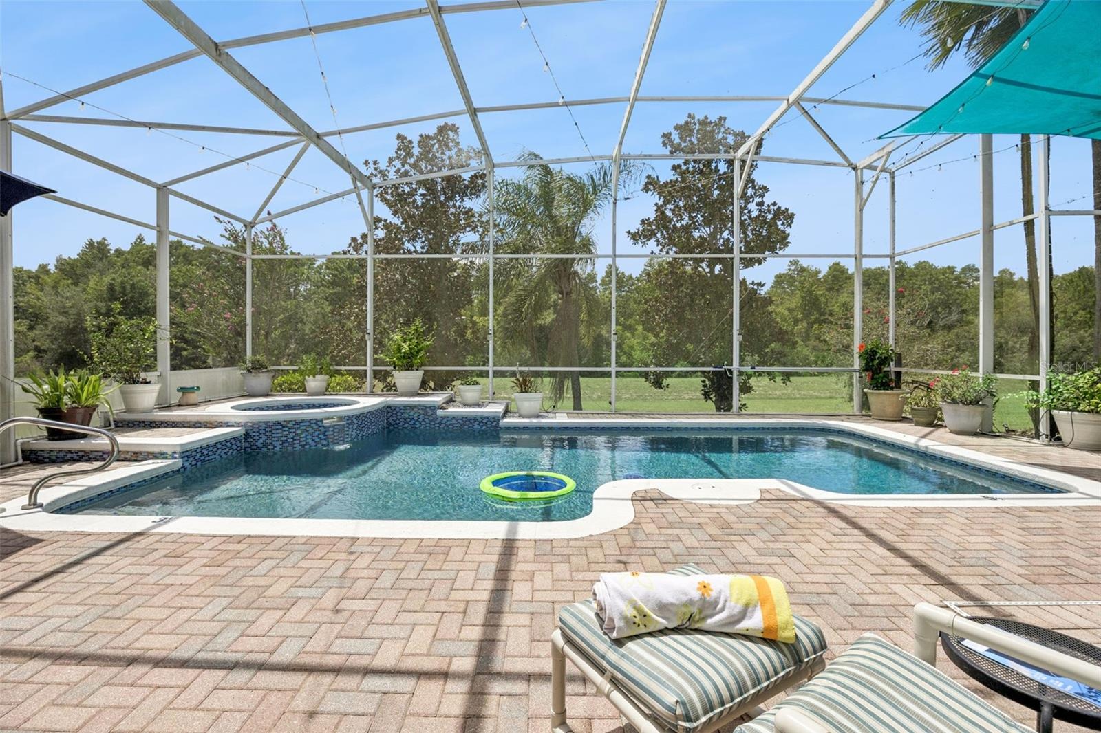 141 Birkdale St Property Photo 48