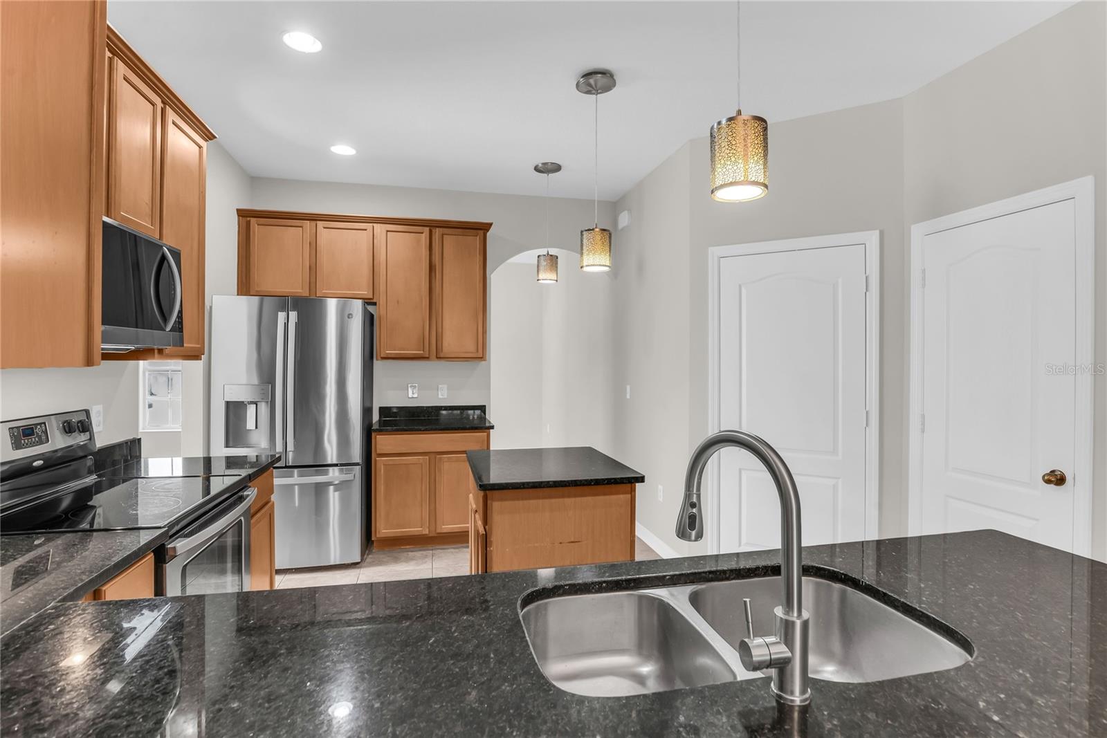 847 Ayden Oak Ln Property Photo 15