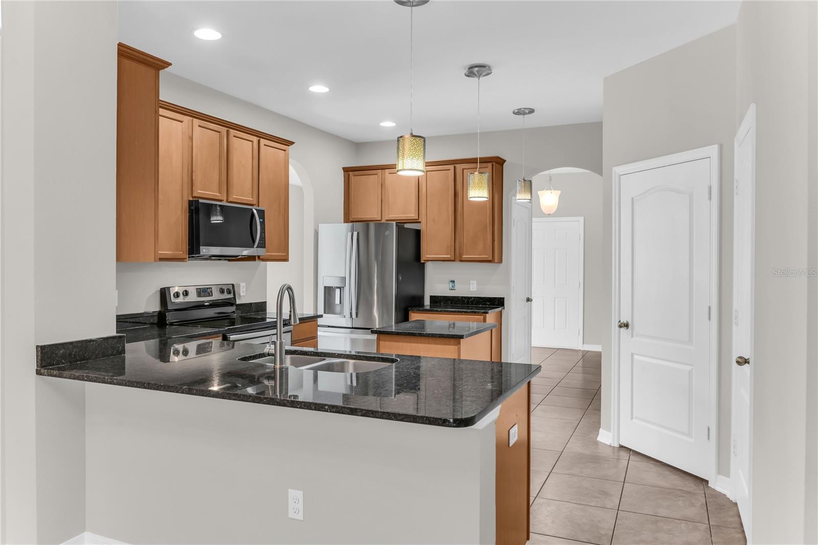 847 Ayden Oak Ln Property Photo 17
