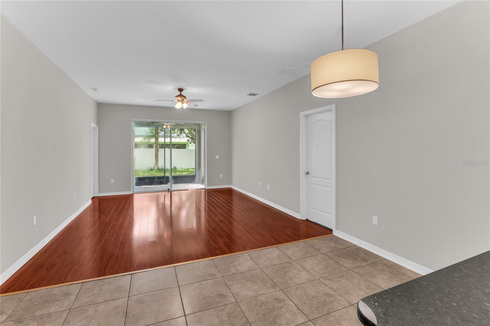 847 Ayden Oak Ln Property Photo 18
