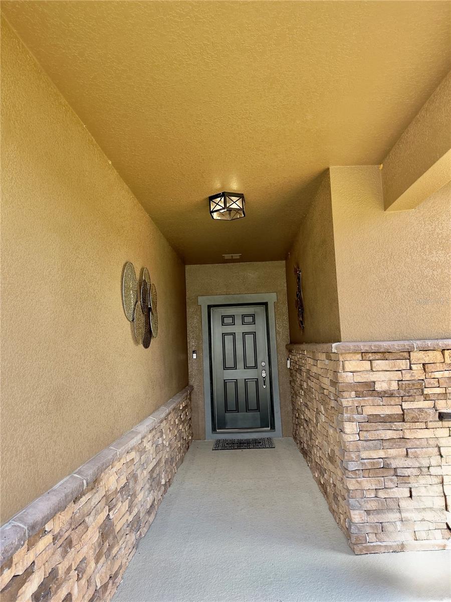 2098 Gold Dust Dr Property Photo 5