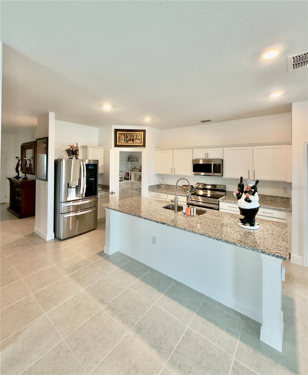 2098 Gold Dust Dr Property Photo 14