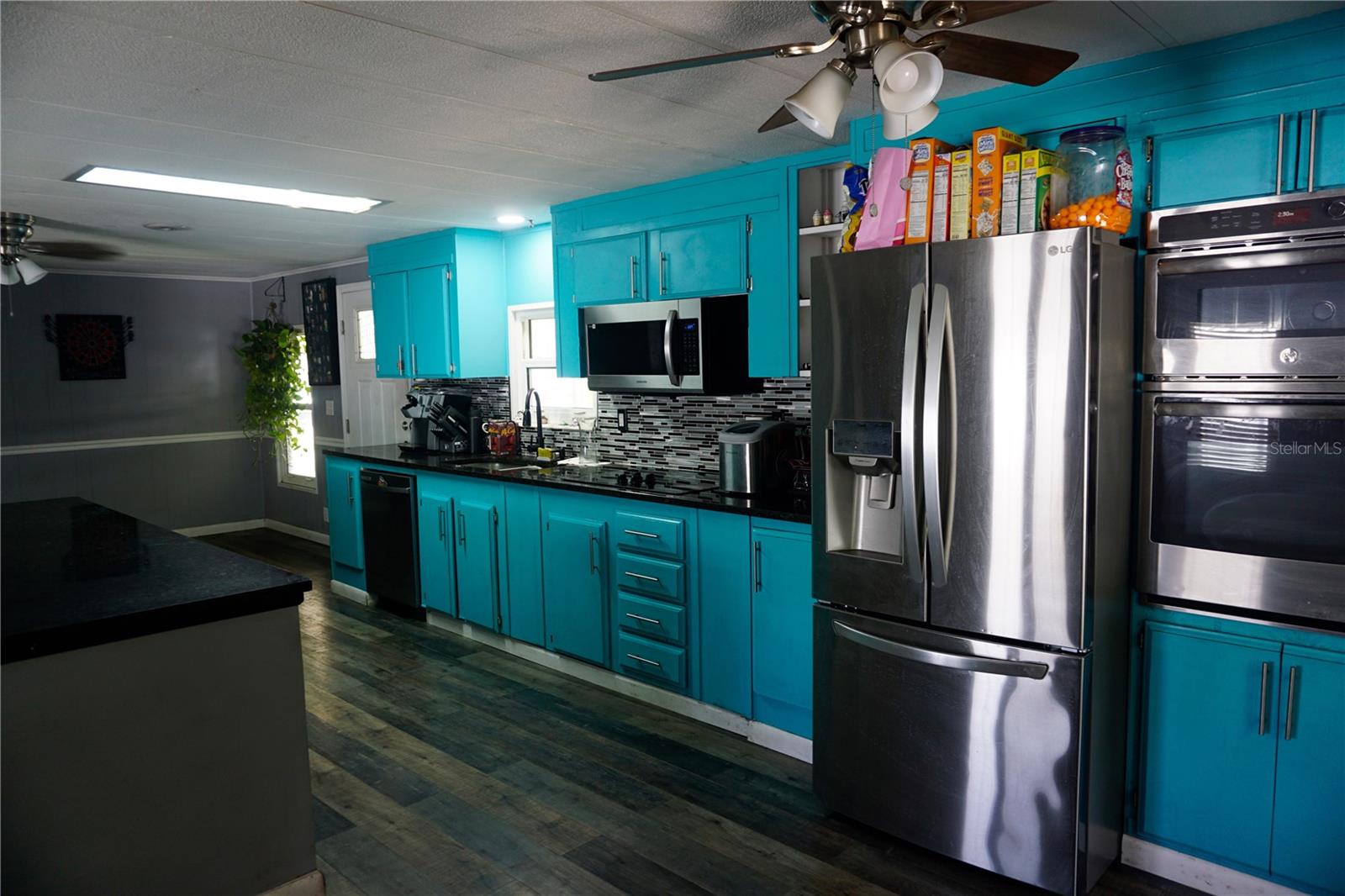 143 Florence Blvd Property Photo 3