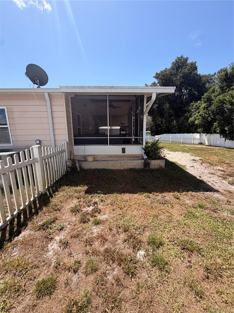 143 Florence Blvd Property Photo 47