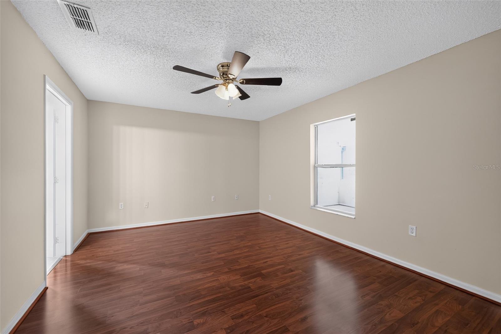 1817 Hudson Dr Property Photo 4