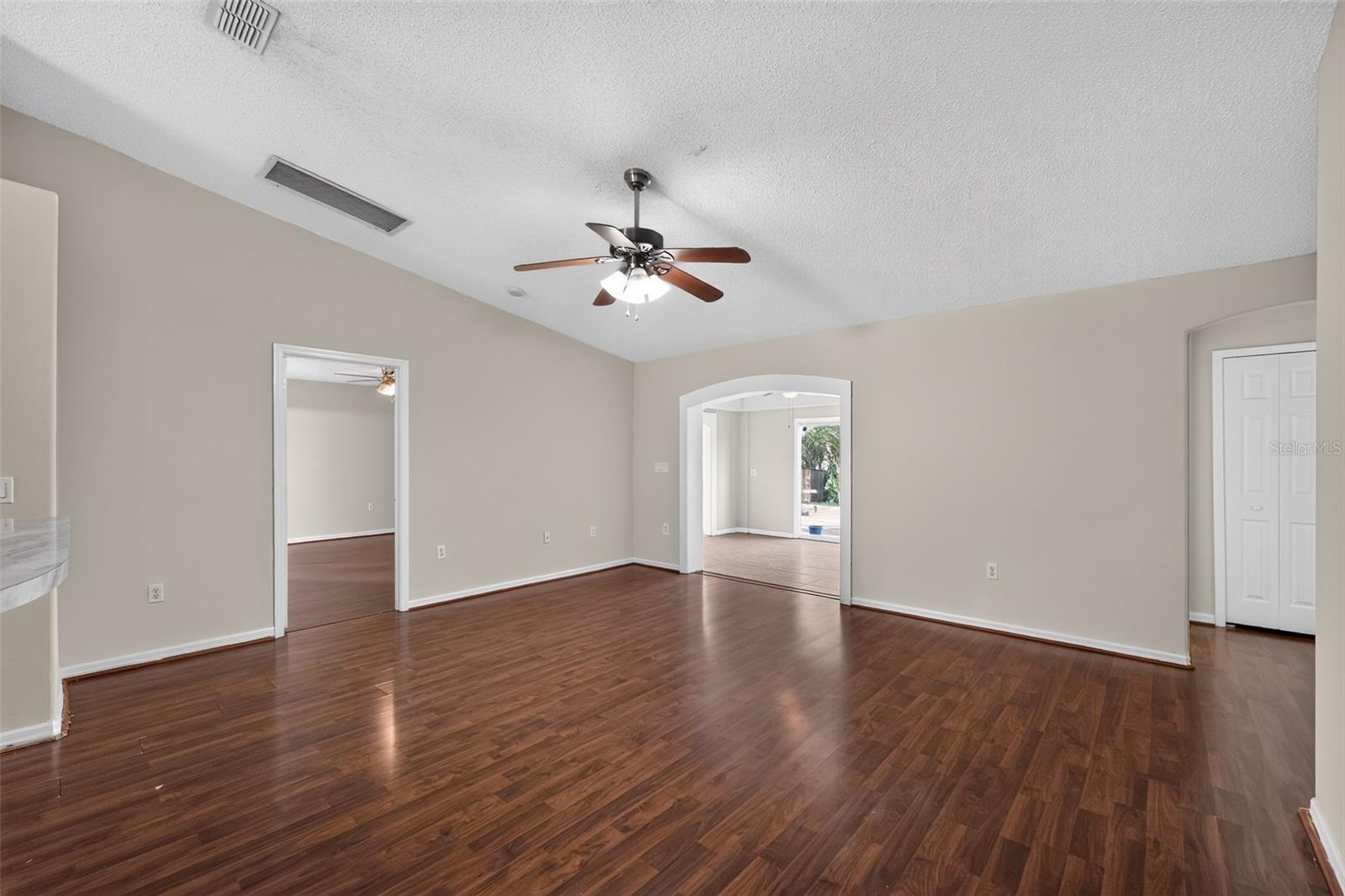 1817 Hudson Dr Property Photo 8