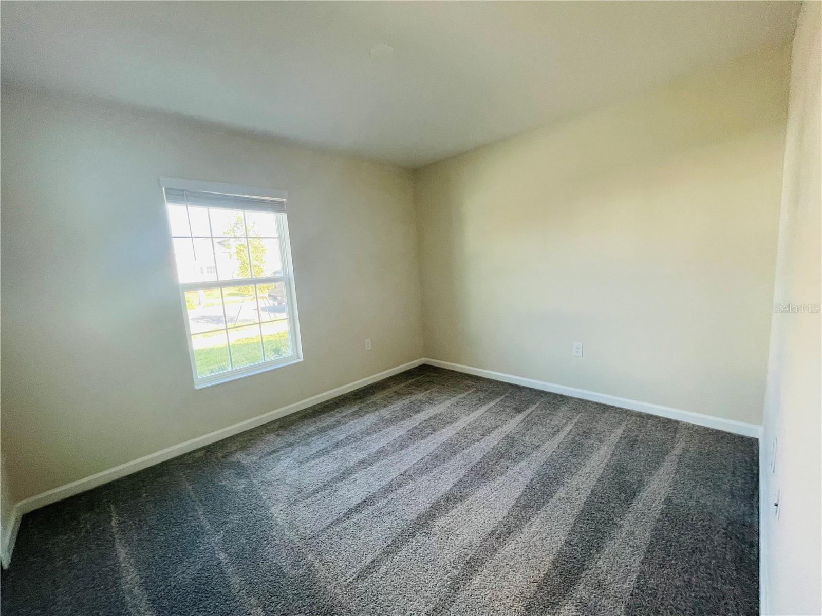 1411 Lassen St Property Photo 6