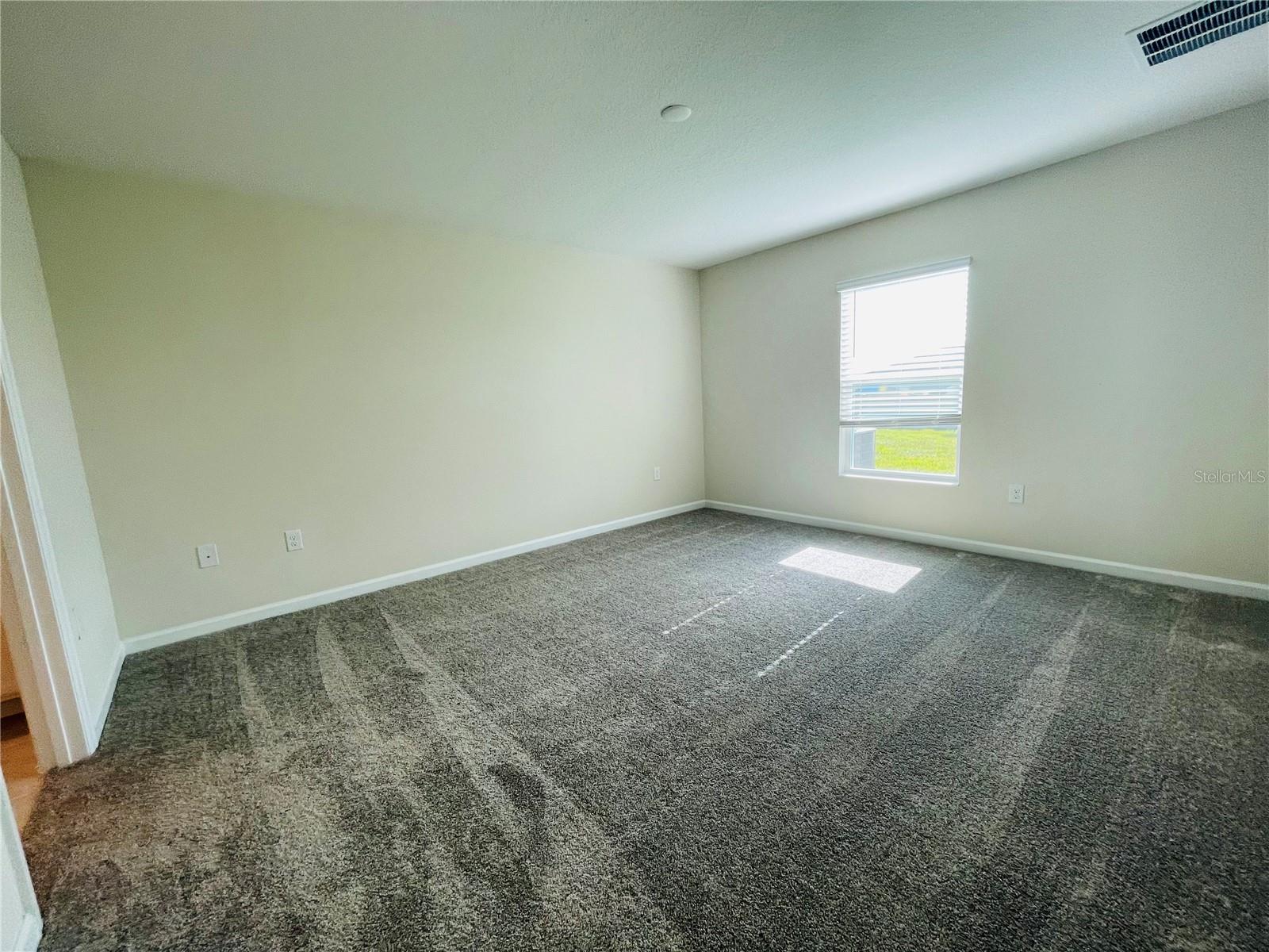 1411 Lassen St Property Photo 15