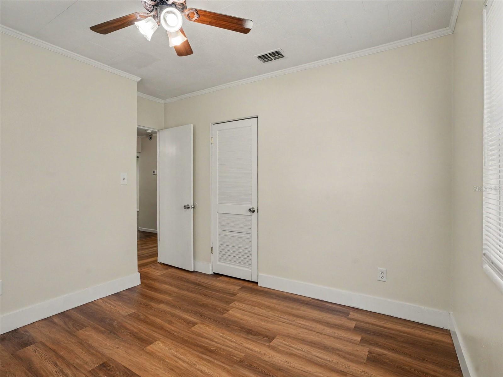 306 Florida Dr Property Photo 49