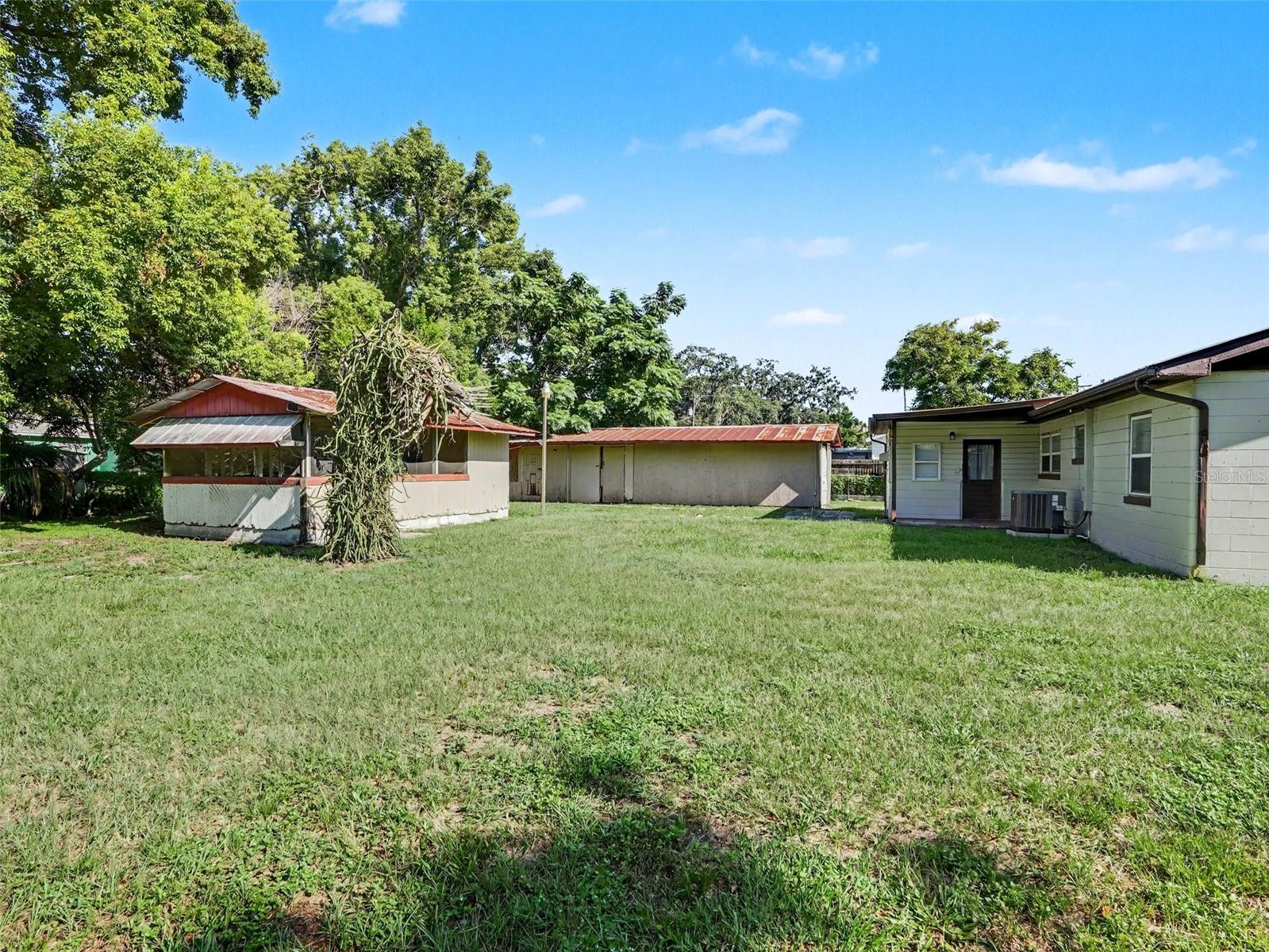 306 Florida Dr Property Photo 58