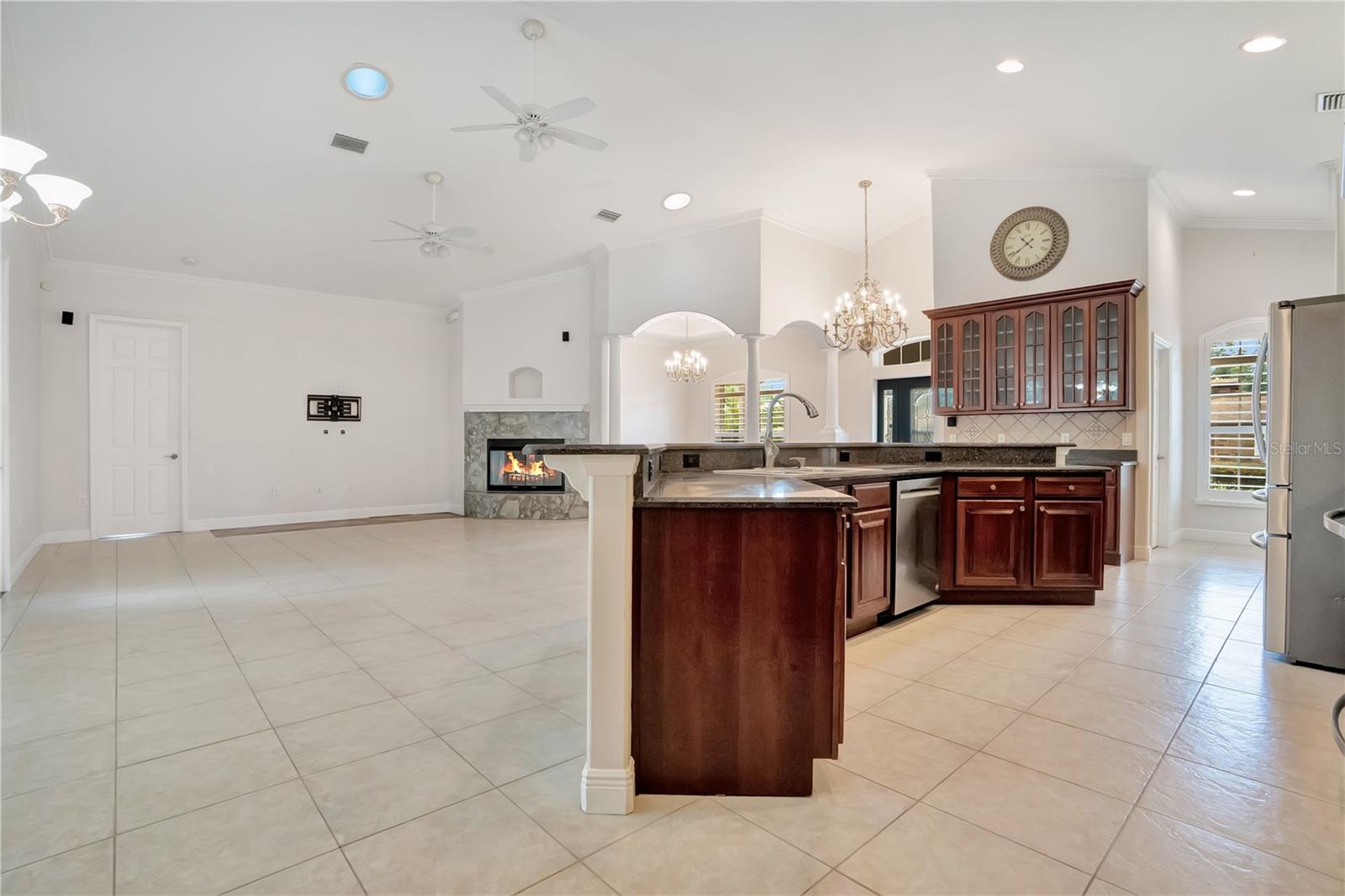 5365 Shady Oak Cir Property Photo 17