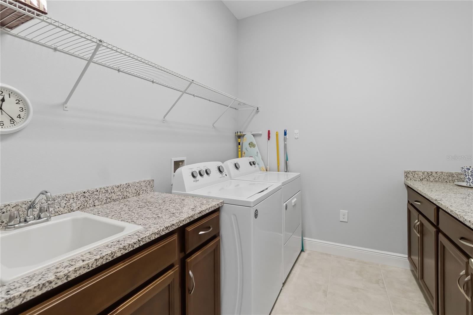 2374 Datura Loop Property Photo 31
