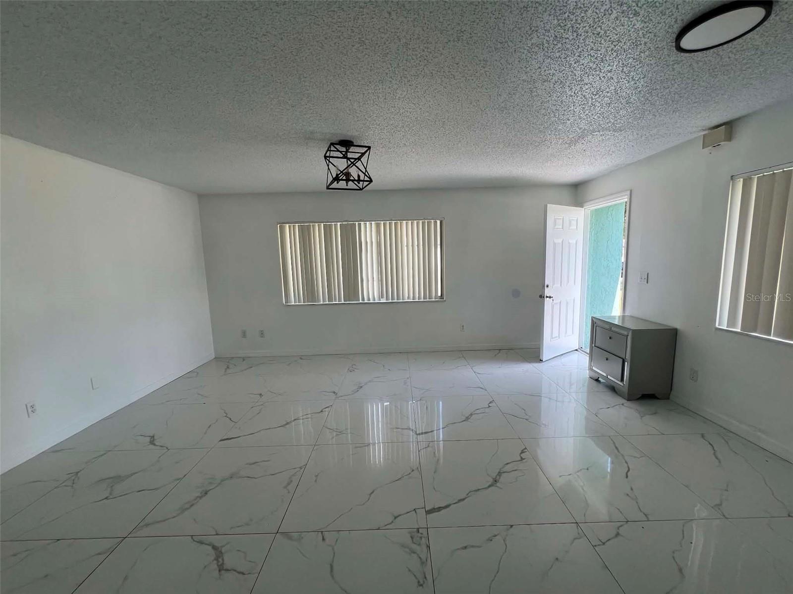 3188 Split Willow Dr Property Photo 7