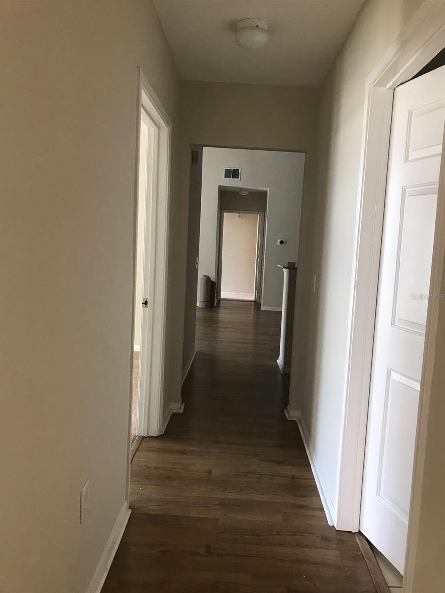 239 Longview Ave #201 Property Photo 6