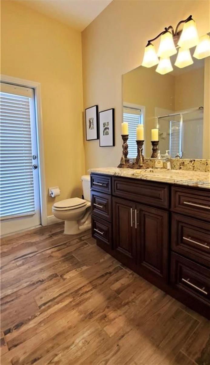 10914 Ledgement Ln Property Photo 18