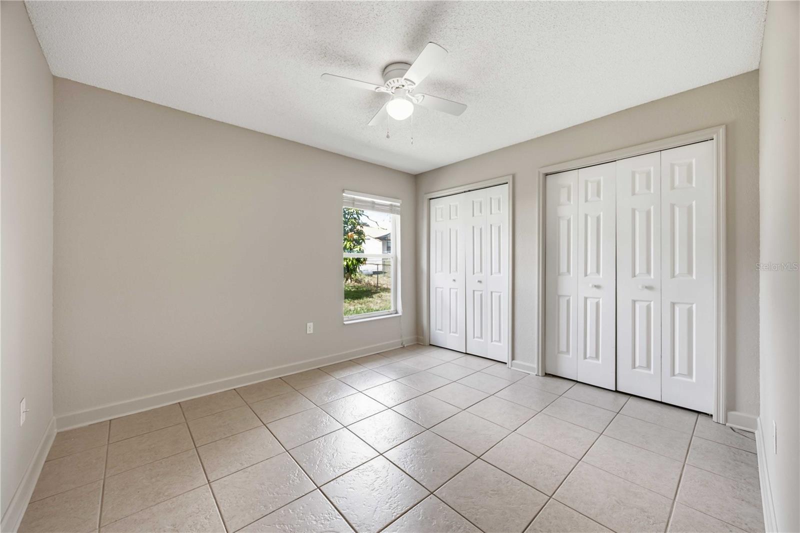 931 Oxford Way Property Photo 11