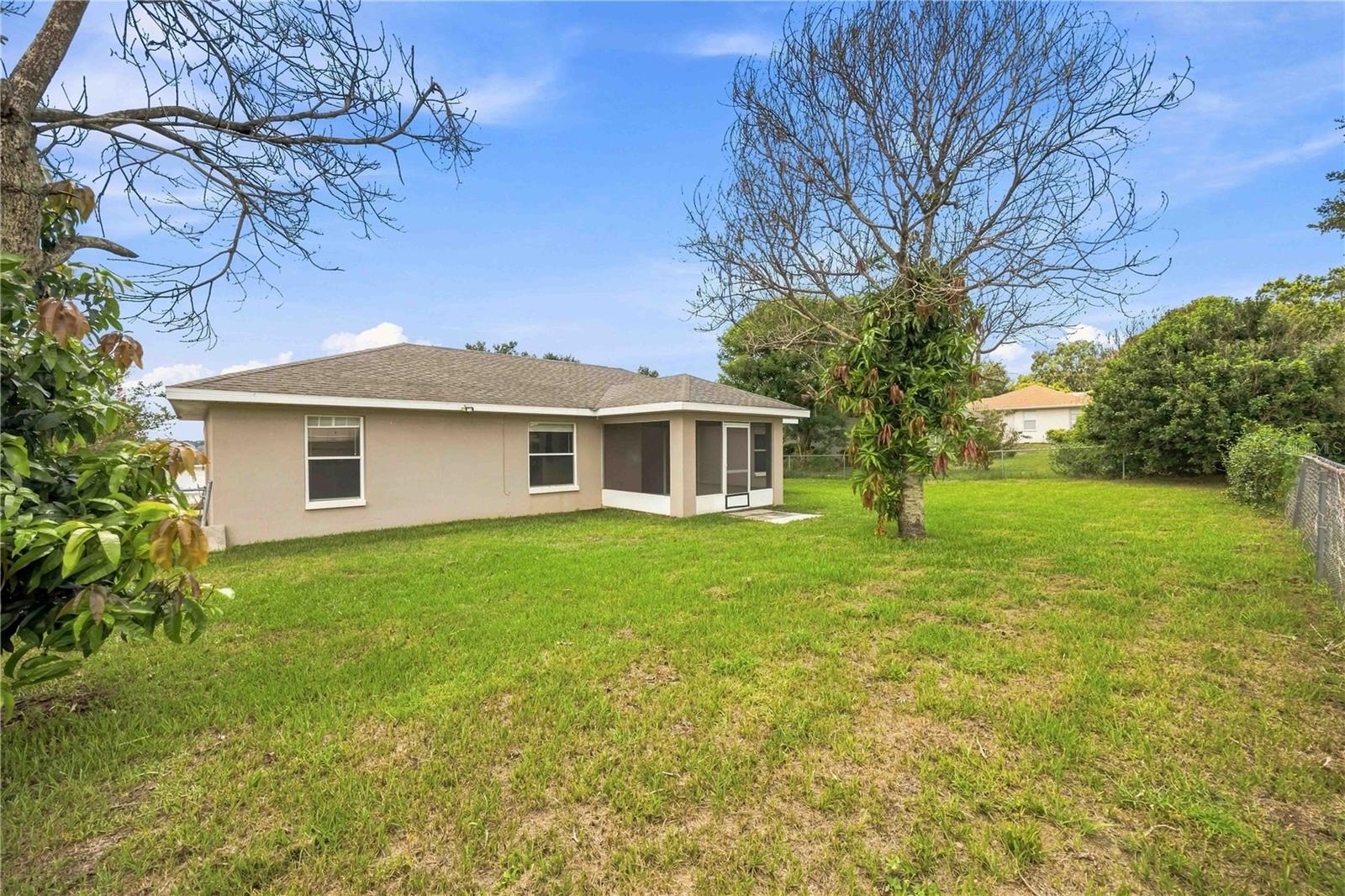 931 Oxford Way Property Photo 36