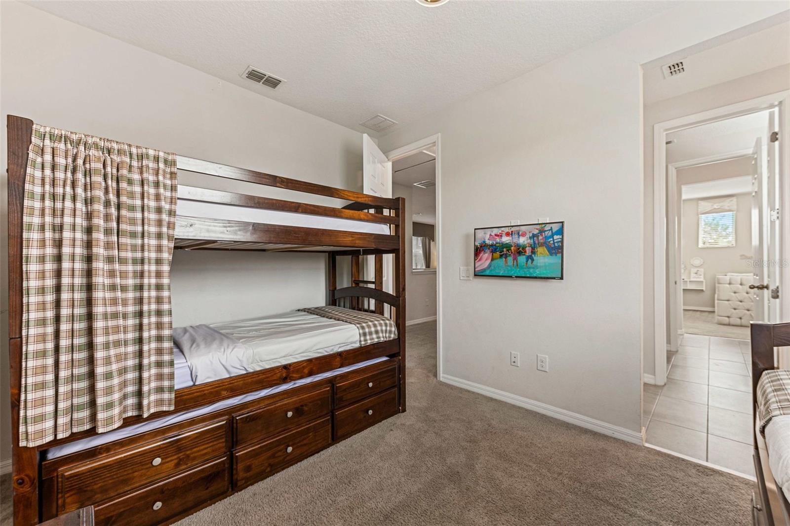 1832 Sandy Park Trl Property Photo 21