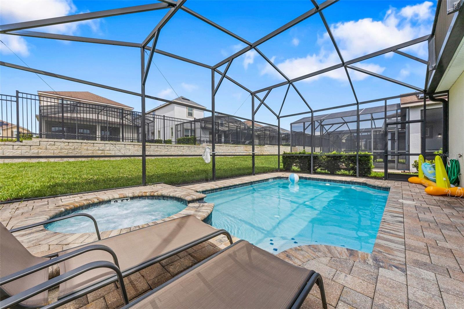 1832 Sandy Park Trl Property Photo 27