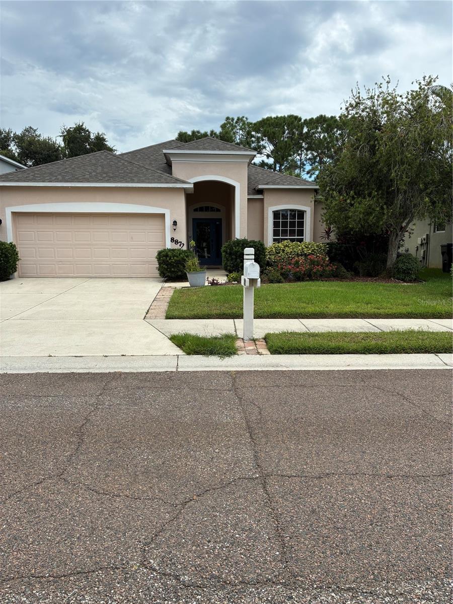 8872 Founders Cir Property Photo 1