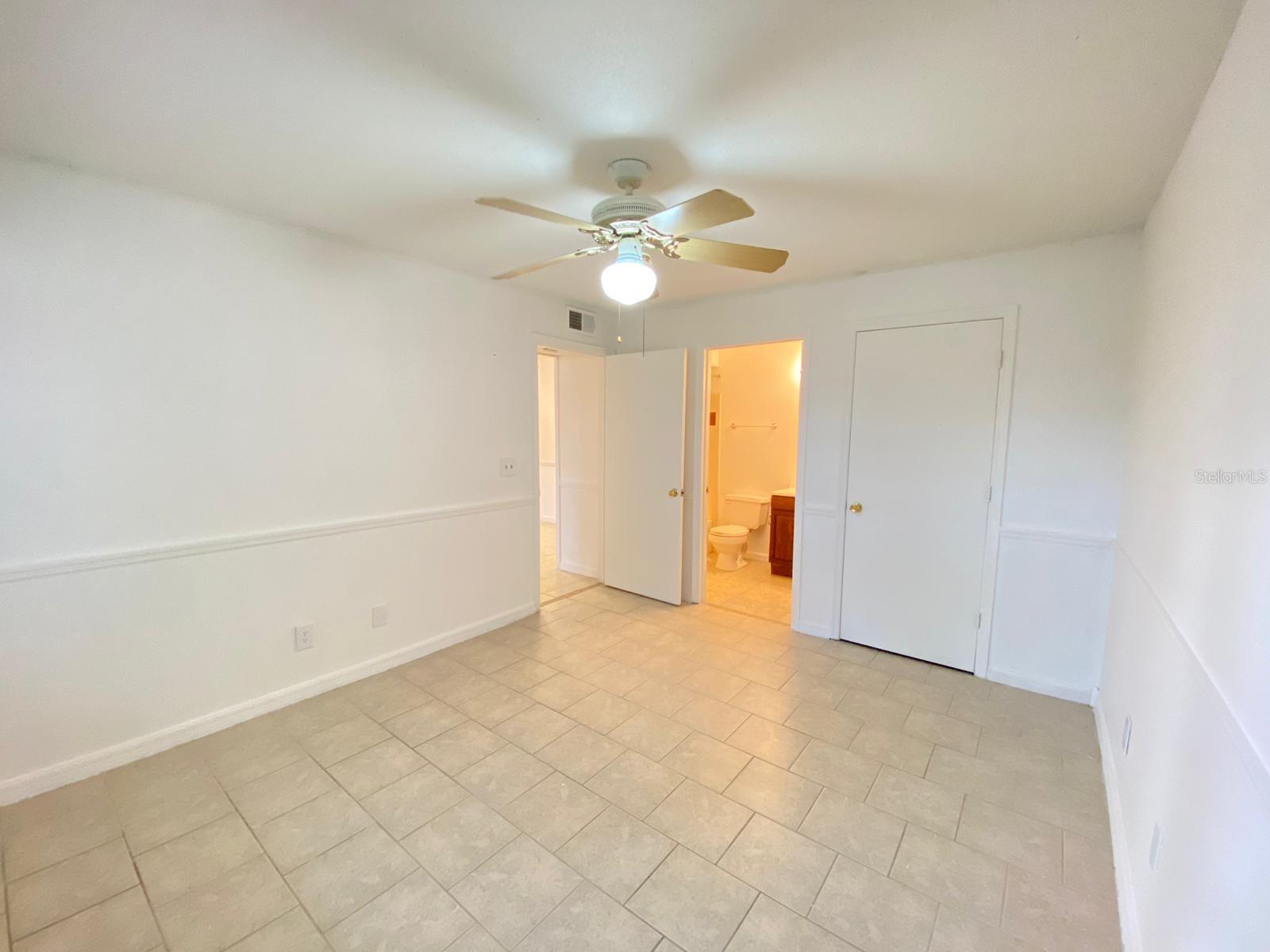 6166 Westgate Dr #103 Property Photo 19