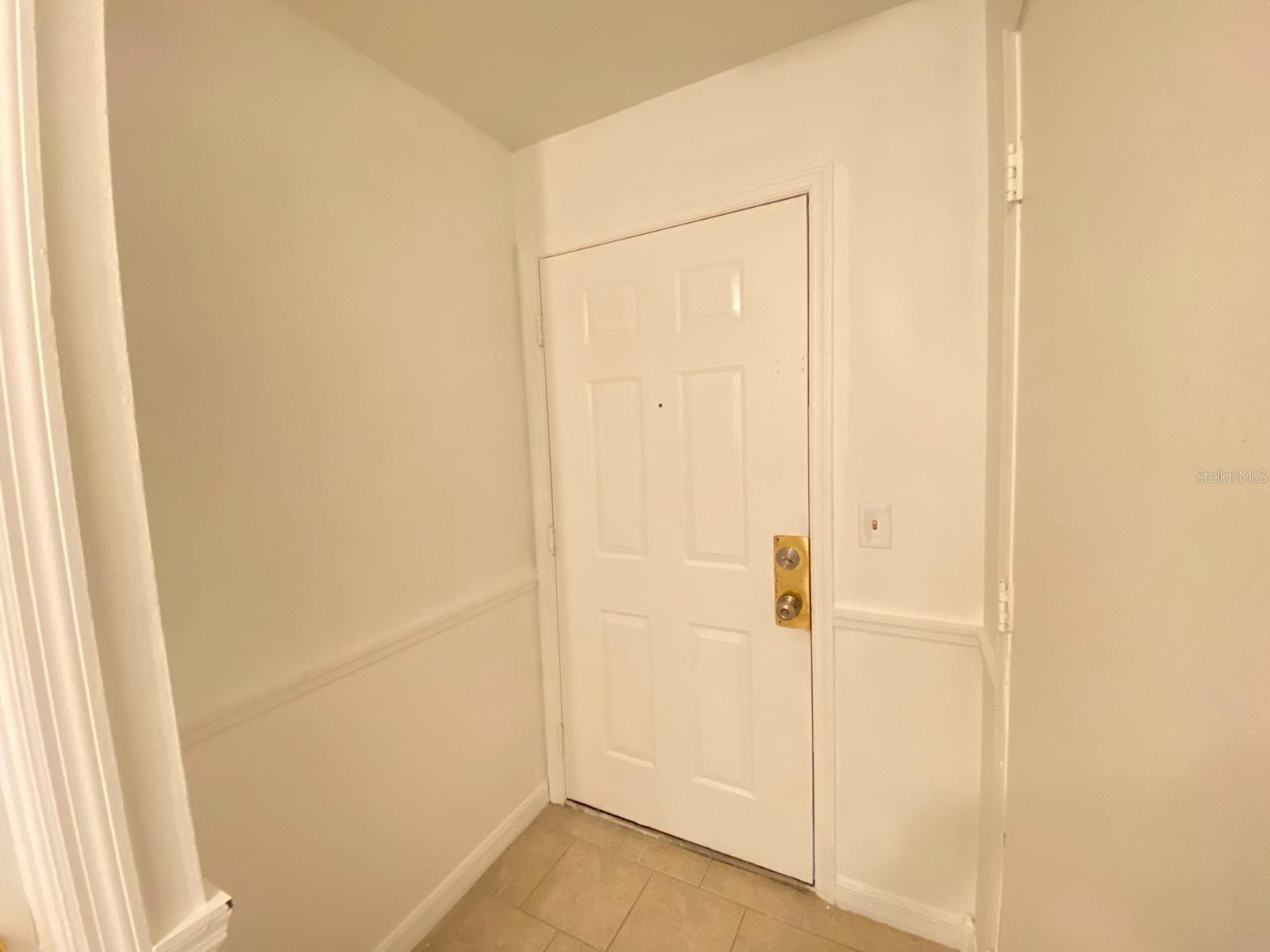 6166 Westgate Dr #103 Property Photo 24