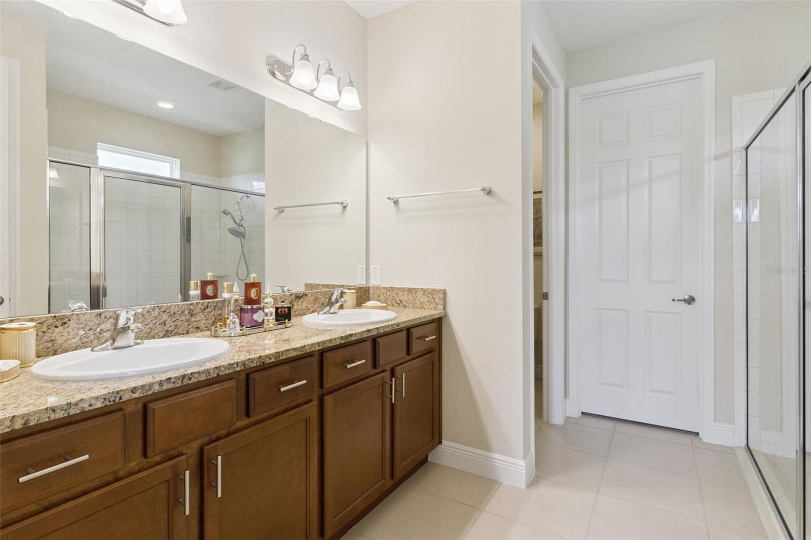1631 Kingfisher Ct Property Photo 22