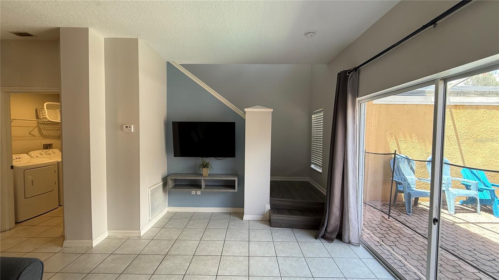 8517 Bay Lilly Loop Property Photo 7