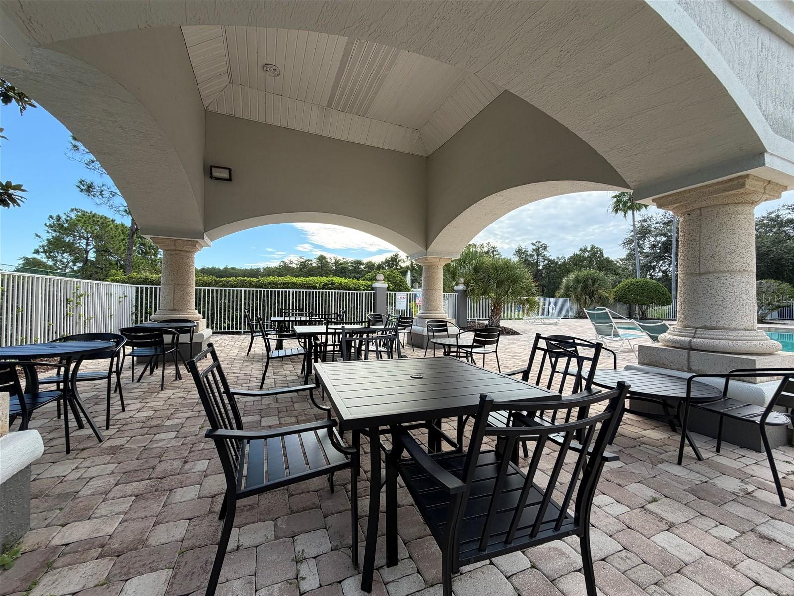 14037 Fairway Island Dr #211 Property Photo 18