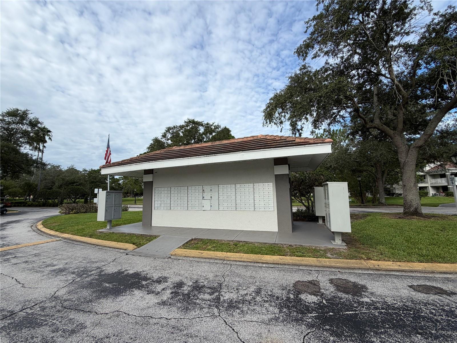 14037 Fairway Island Dr #211 Property Photo 26