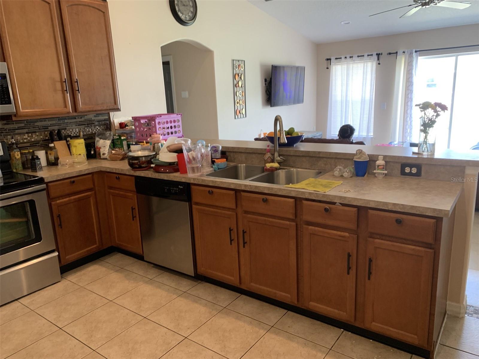 1734 Minnow Ct Property Photo 3