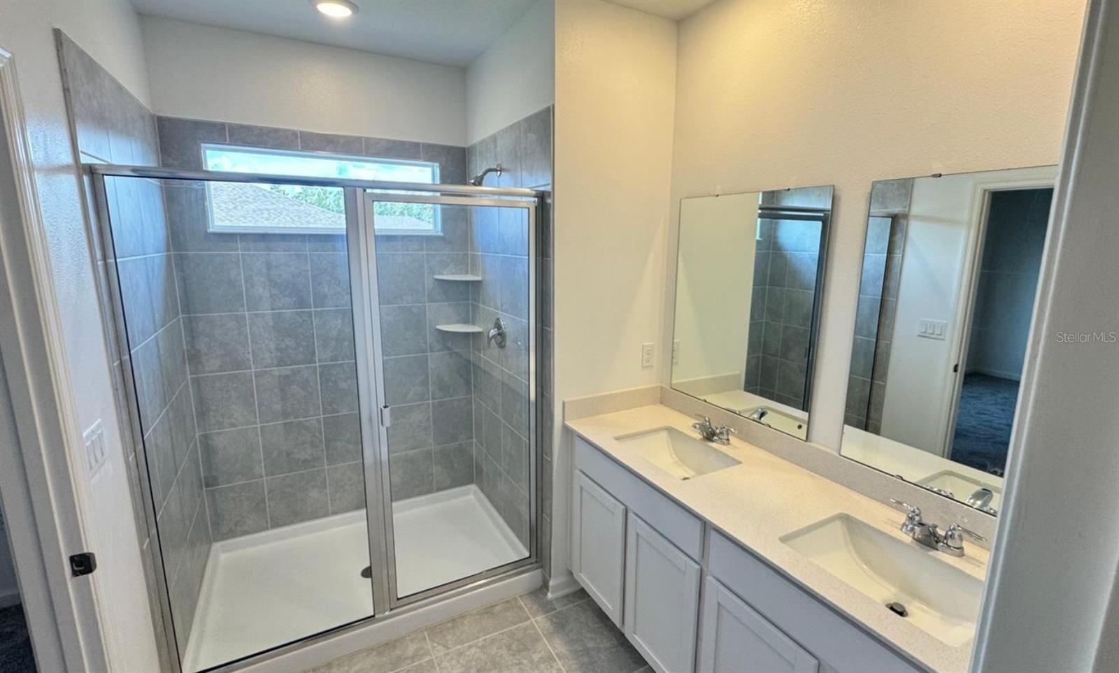 2524 Skyline Loop Property Photo 6
