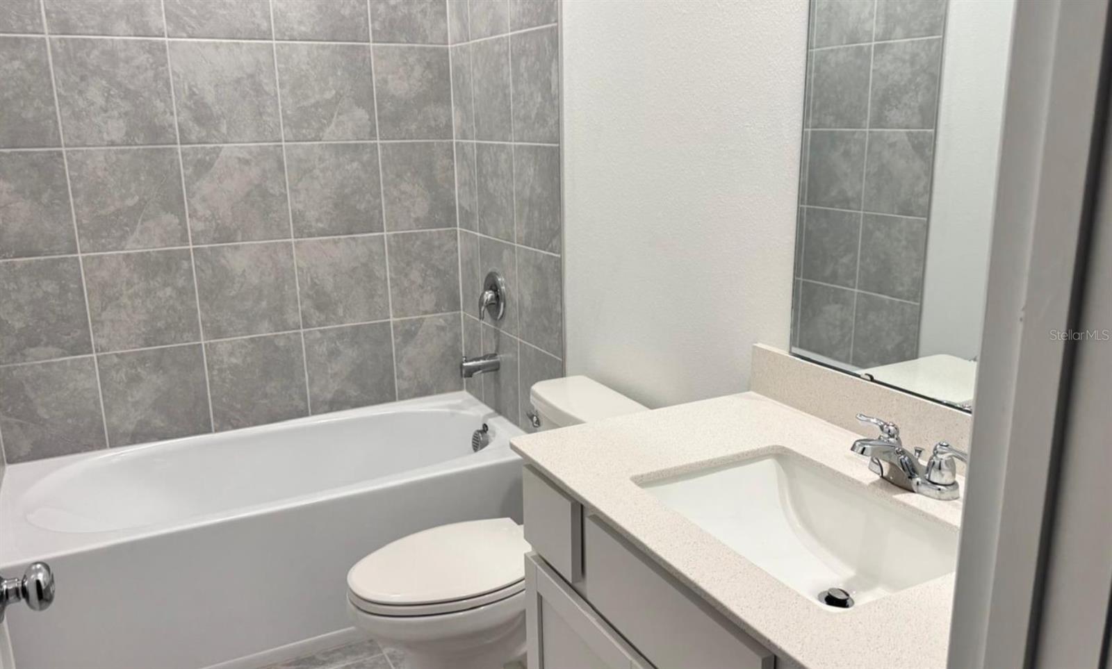 2524 Skyline Loop Property Photo 8