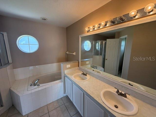 74 Altera Ct Property Photo 5