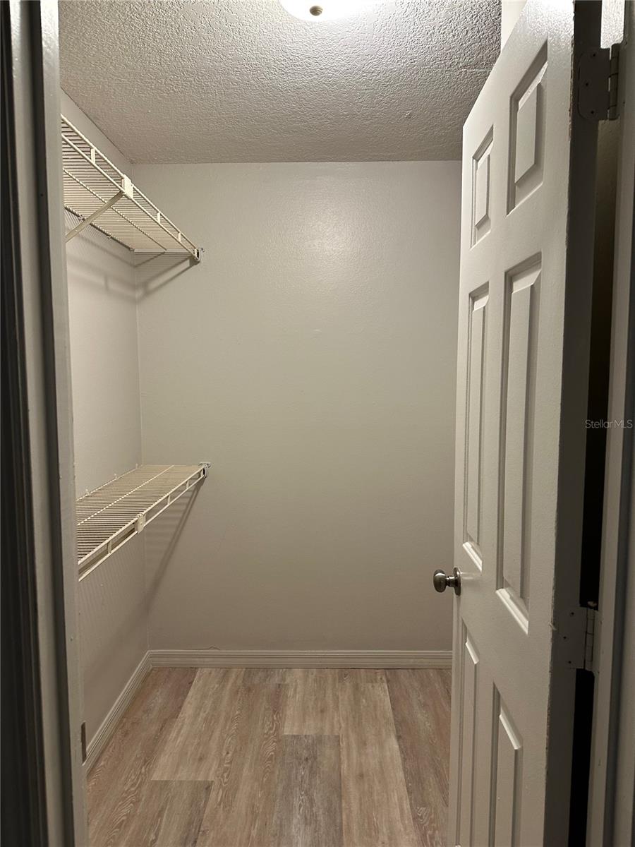 4184 Versailles Dr #4184d Property Photo 10