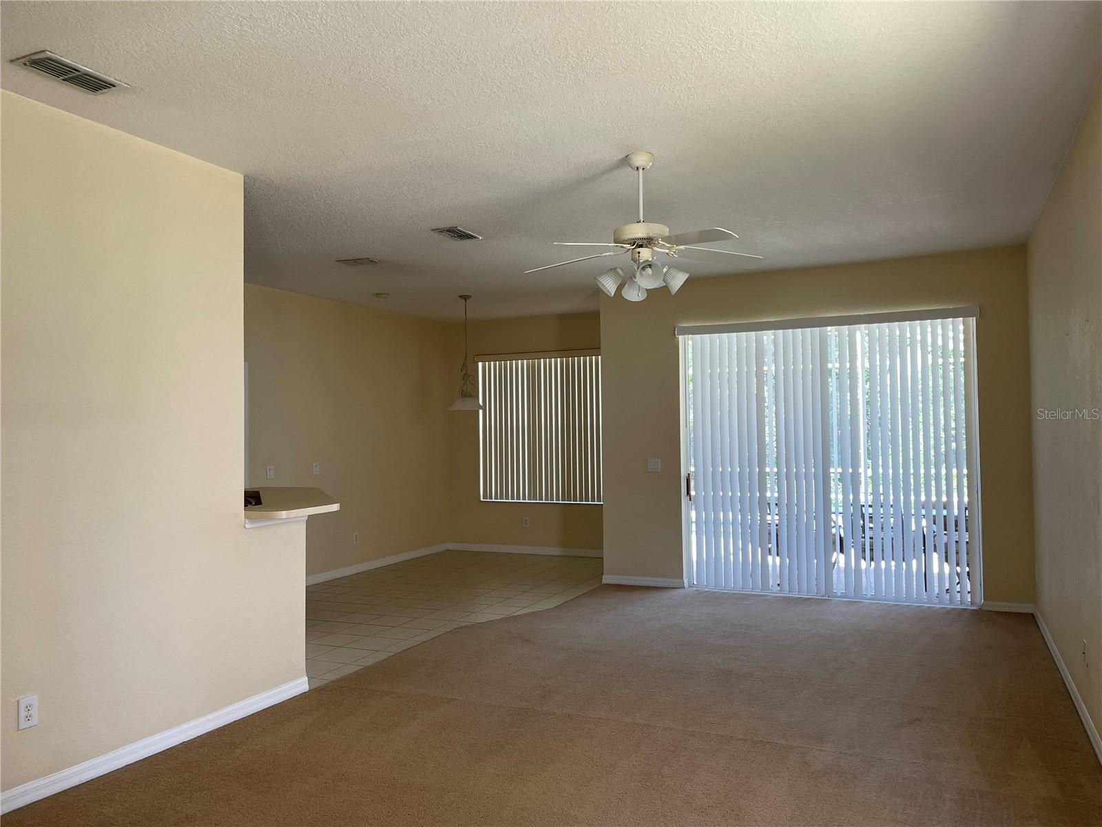 1628 N Hampton Dr Property Photo 2